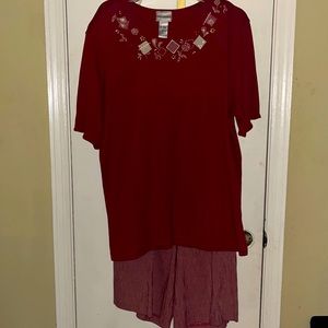 ❤️4 for 25  knit 2 piece set burgundy with plaid shorts 16-18 plus